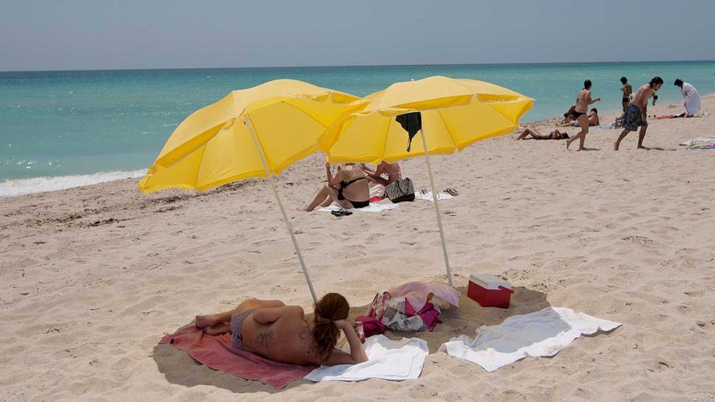 Svenska turister kan konsten att njuta livet under utlandsresan