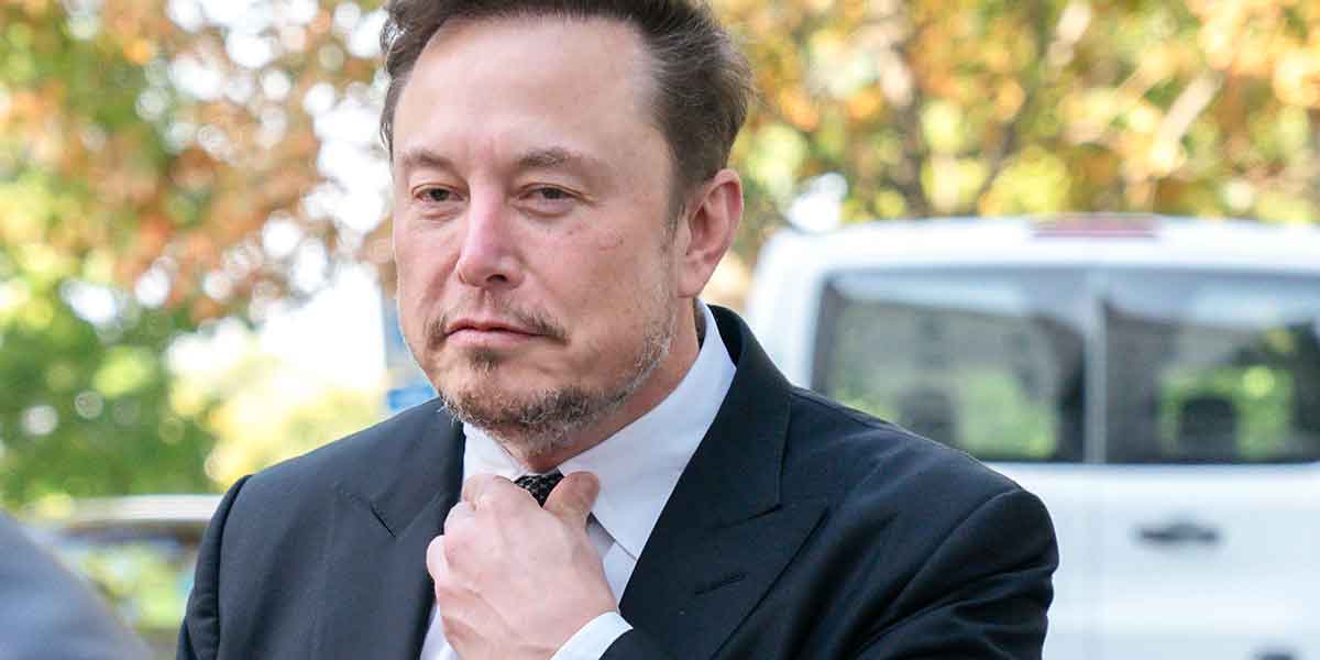 Påtänd Elon Musk (?): Svarta piloter korkade