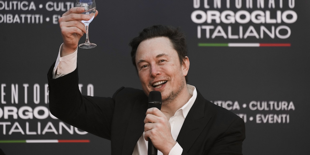 Så kan Musks knarkande sänka Teslas aktie