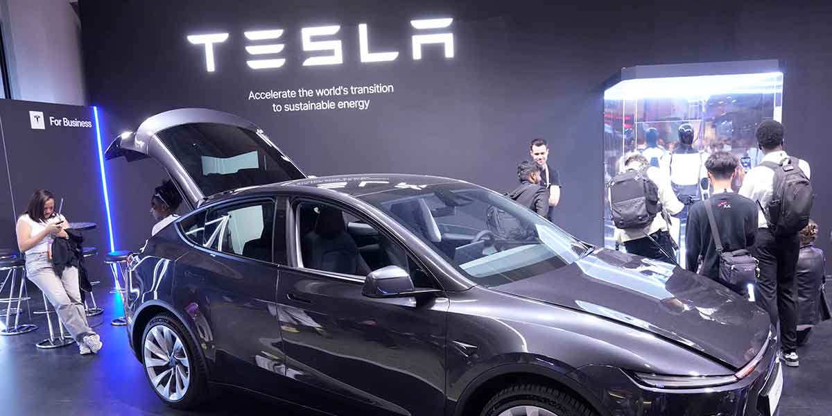 Så stort ras spår handlare i Tesla i år
