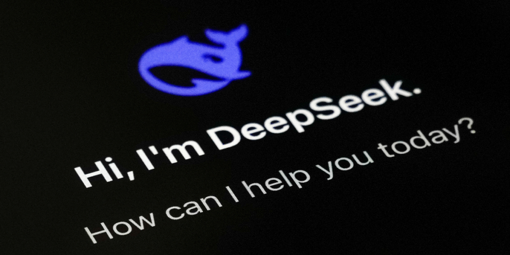 DeepSeek har tvingats skjuta upp lanseringen av sin senaste modell R2. (Foto: Andy Wong/AP/TT)