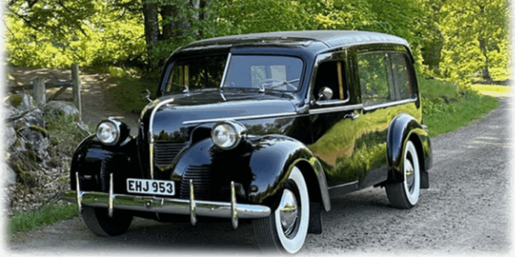Volvo PV 61 från 1948 (Foto: Git Åkeson begravningsbyrå)