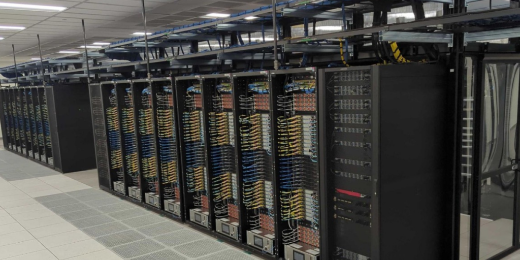 CoreWeave gick från krypto till molntjänster - med Nvidia som investerare och leverantör. Svensken Peter Salanki är en av grundarna.