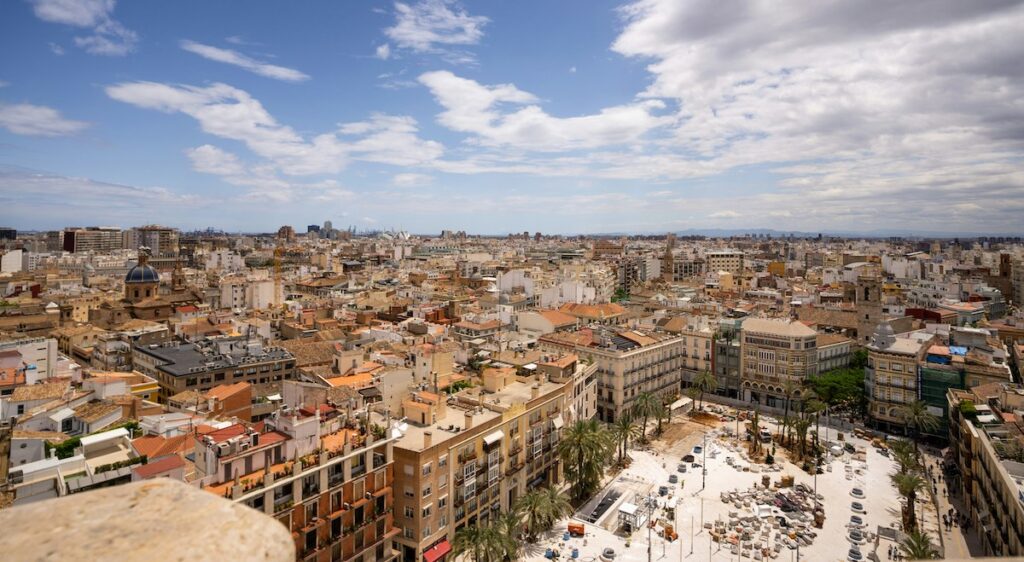 Spanien