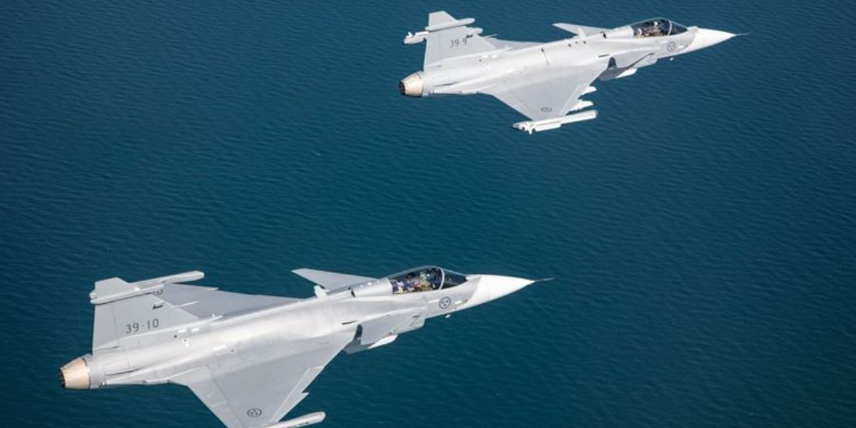 Saab får order på fyra nya Gripenplan till Thailand