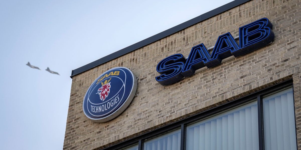 Styrelseledamot i Saab sexchattade med 14-åring