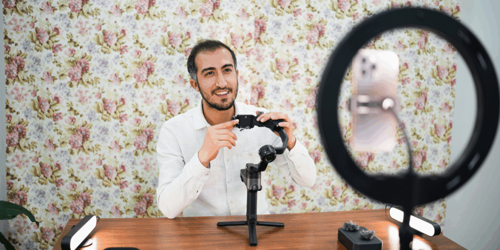 Är det en äkta person du intervjuar eller är det deep fake? (Foto: Ahmet Kurt For Unsplash+)