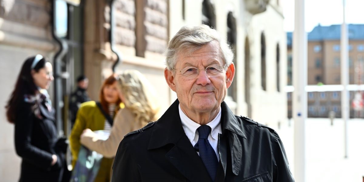 Banken byter från Bennet till Wallenberg som ny aktiefavorit