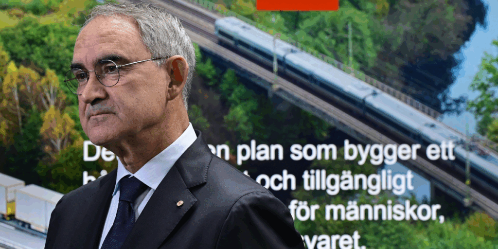 Trafikverkets generaldirektör Roberto Maiorana, under en pressträff där Trafikverket presenterar ett förslag till nationell transportinfrastrukturplan för perioden 2026–2037 för regeringen. (Foto: Jonas Ekströmer/TT) 
