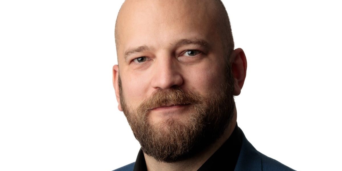 Bråse knockar index – fonden nu nära miljarden