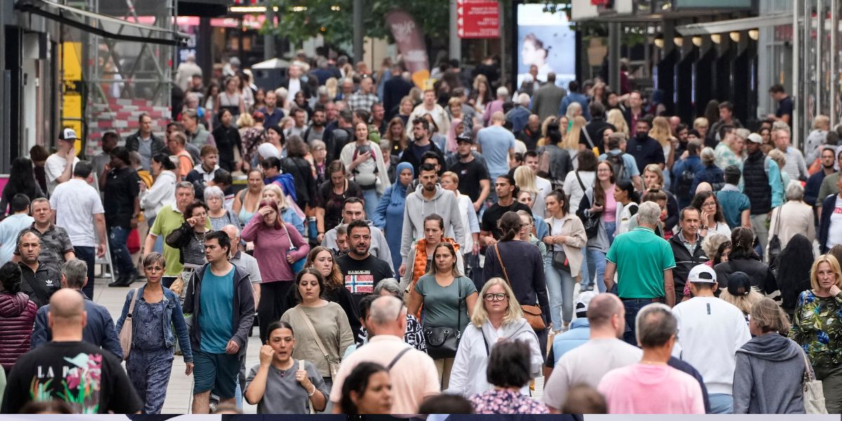 ECB: Tullarna dämpar hushållens konsumtion