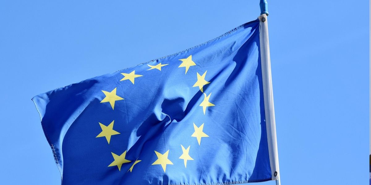 Euron närmar sig högsta nivån på fyra år