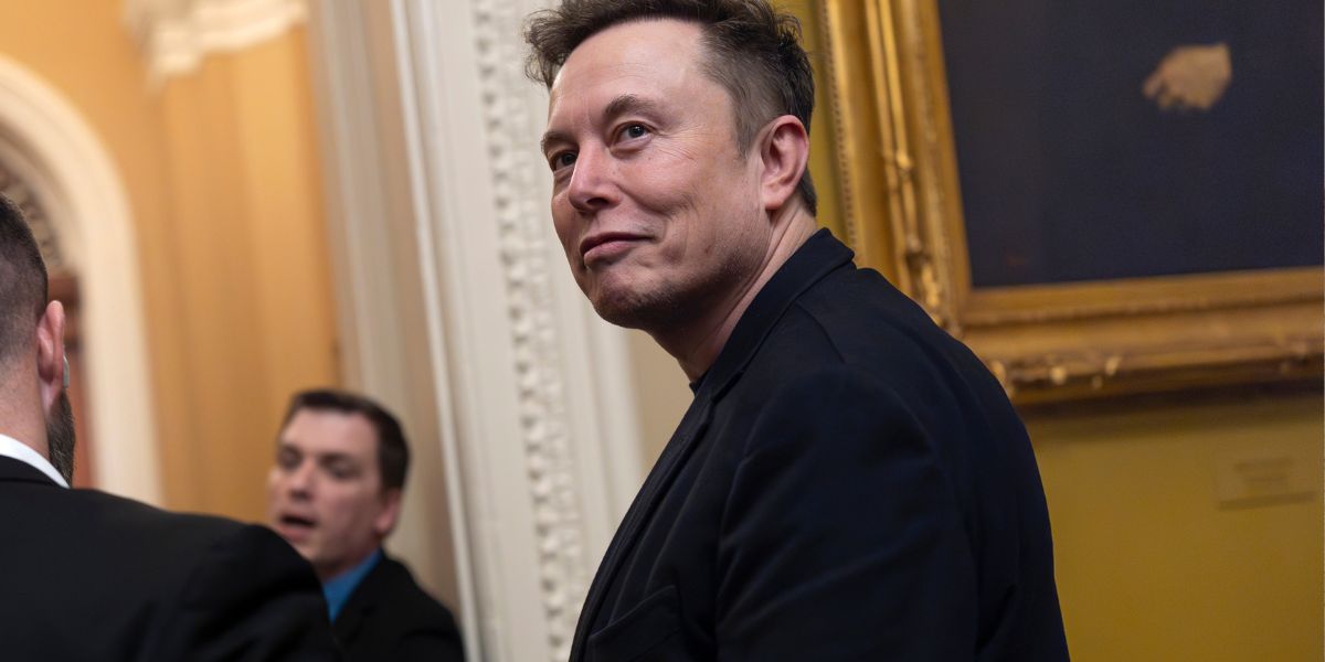 Elon Musk på väg att ta tillbaka sina miljarder