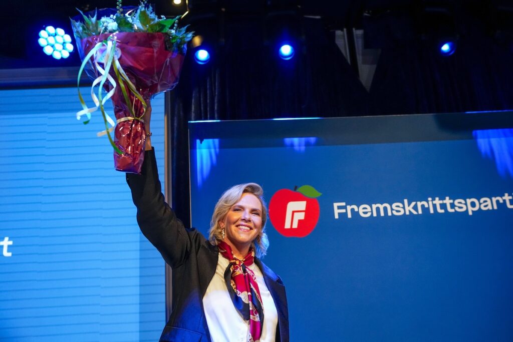 Fremskrittspartiets Sylvi Listhaug var också nöjd med siffrorna.