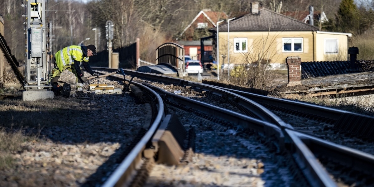 Svenska tågkrisen – bolagen väljer motorväg istället