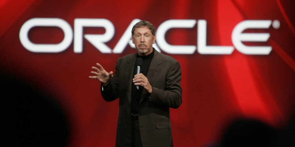 Larry Ellison grundade Oracle 1977 efter ett CIA-projekt. I dag är bolaget en global jätte inom databaser och molntjänster, och Ellison äger fortfarande över 40 procent av företaget.