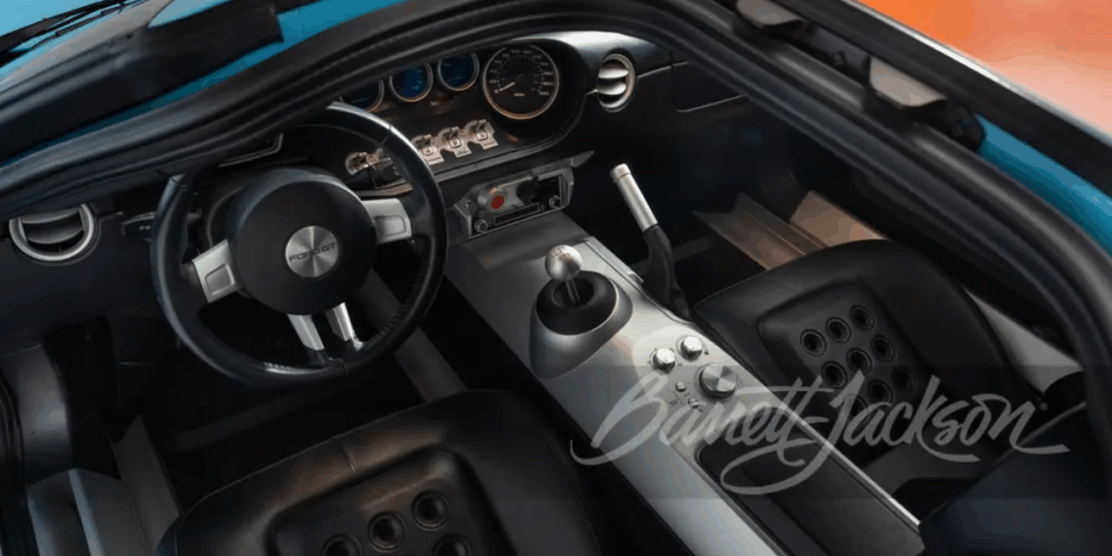2006 Ford GT Heritage Edition is Production No. 3 med en sexig inredning. (Foto: Barett-Jackson)