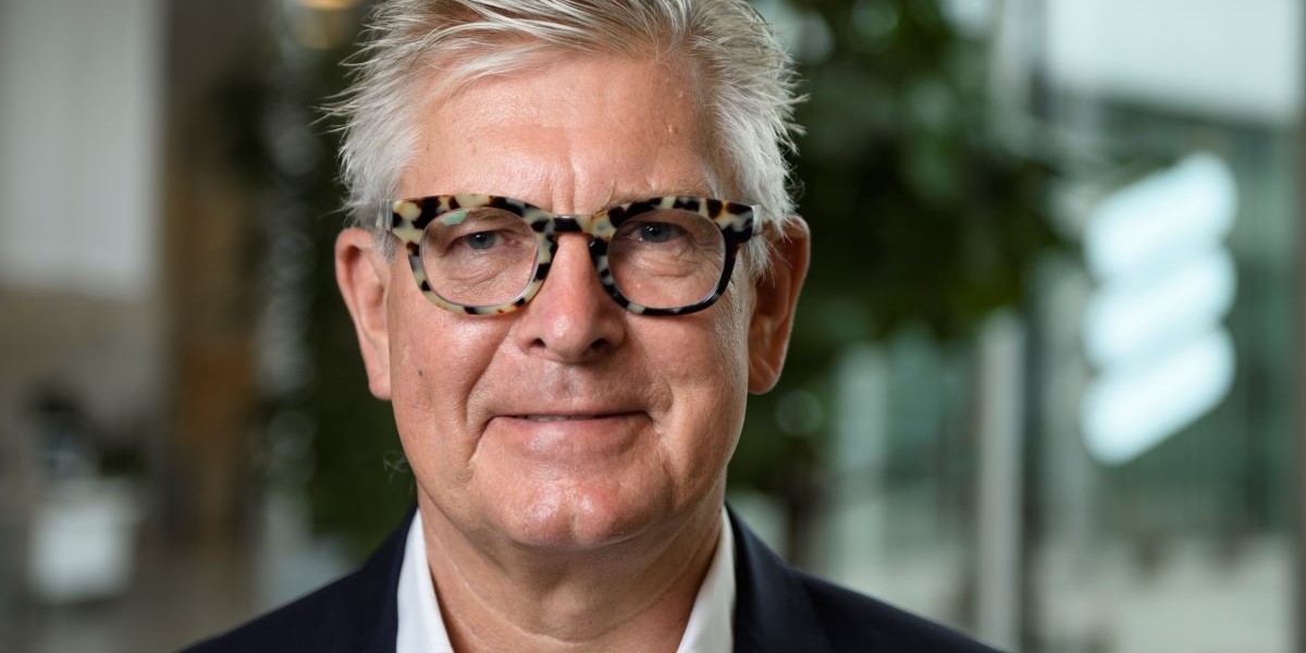 Ekholm slår förväntningarna – öppnar för höjd utdelning