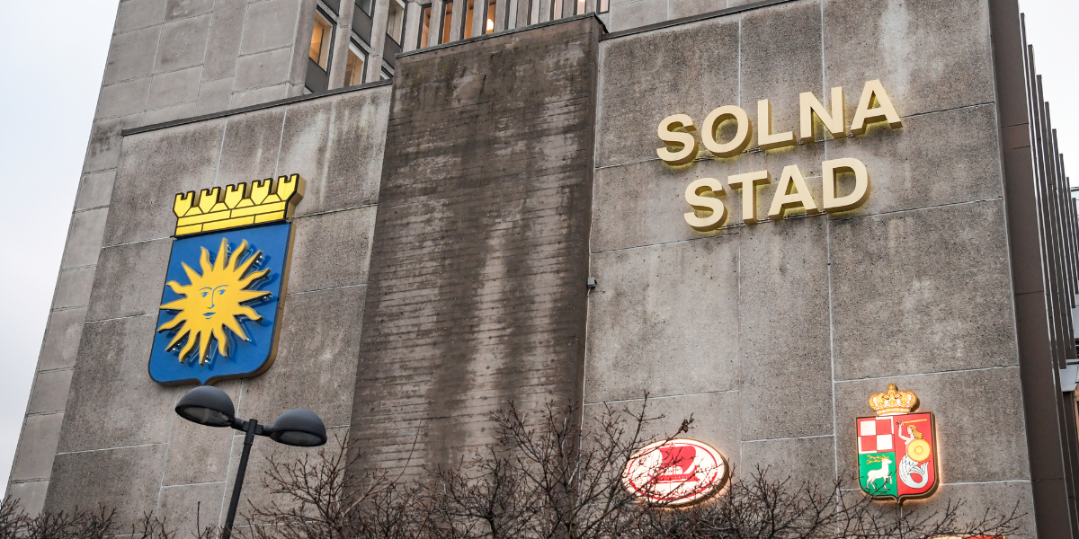 Kommunanställd åtalas: Förde över 18,3 miljoner till eget konto