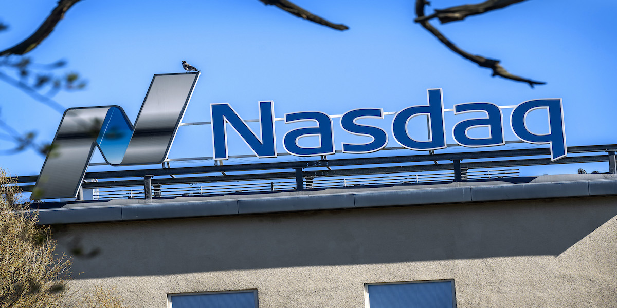 Intrum fick stryk – aktien föll med över tio procent