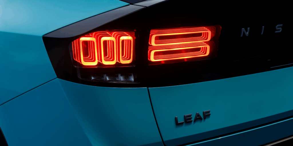 Snygga baklyktor. (Foto: Nissan)
