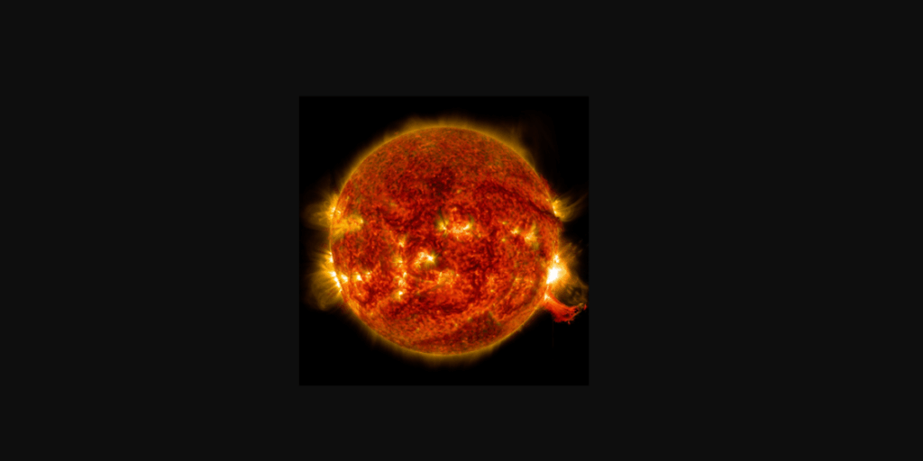 M7.3-klassat solutbrott fångat av NASA:s Solar Dynamics Observatory. Den ljusa blixten till höger visar själva flaren, och strax under syns material som kastas ut i rymden. (Foto: NASA/SDO)