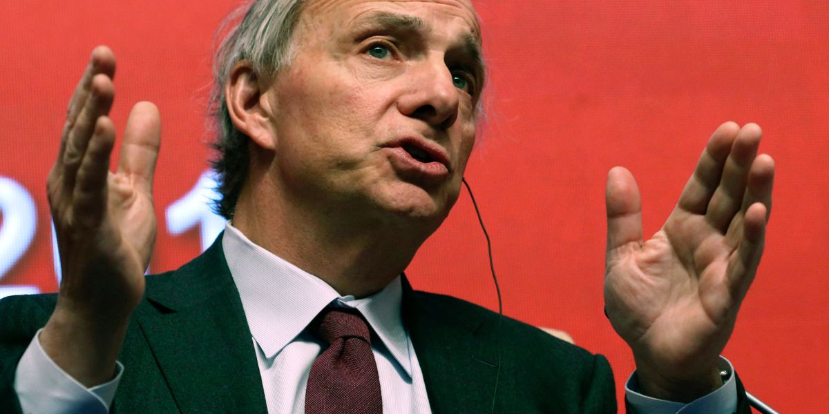 Ray Dalio mot strömmen: Så mycket guld bör du ha