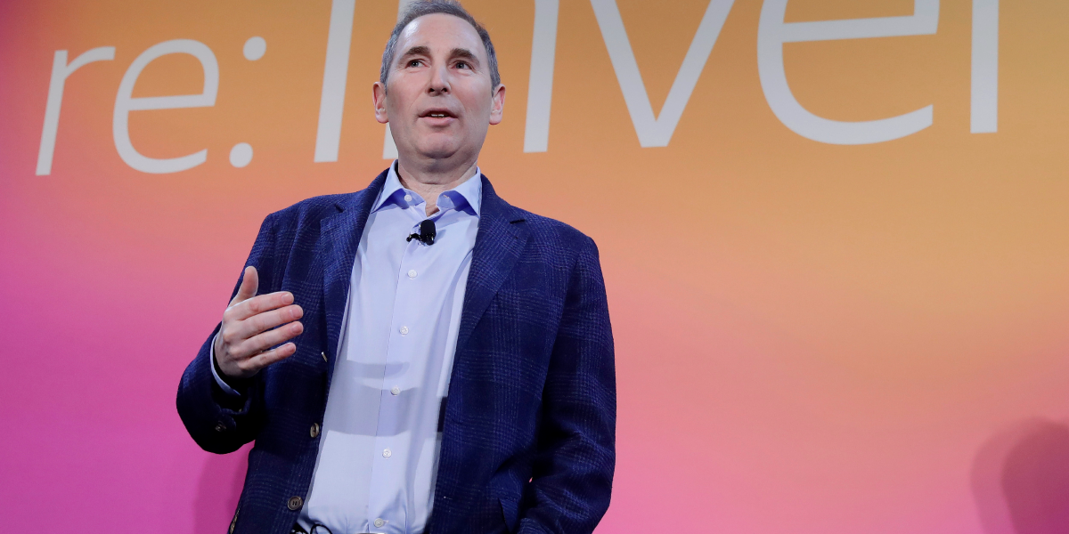 Masslakt av kontorsjobb – Amazon väljer AI framför människor