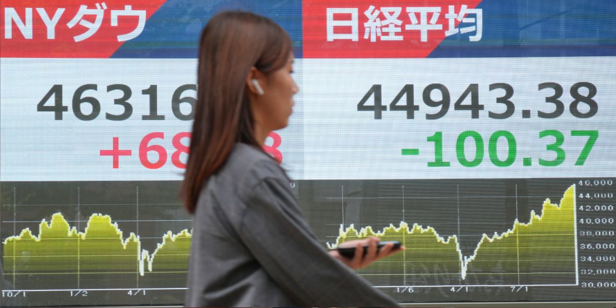 Tokyobörsen lyfter kraftigt på Softbanks ABB-affär