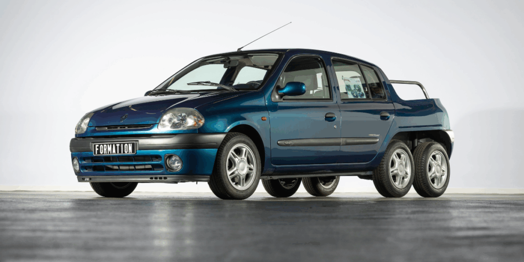 2001 Renault Clio II 6-wheel pick-up. (Foto: Artcurial)
