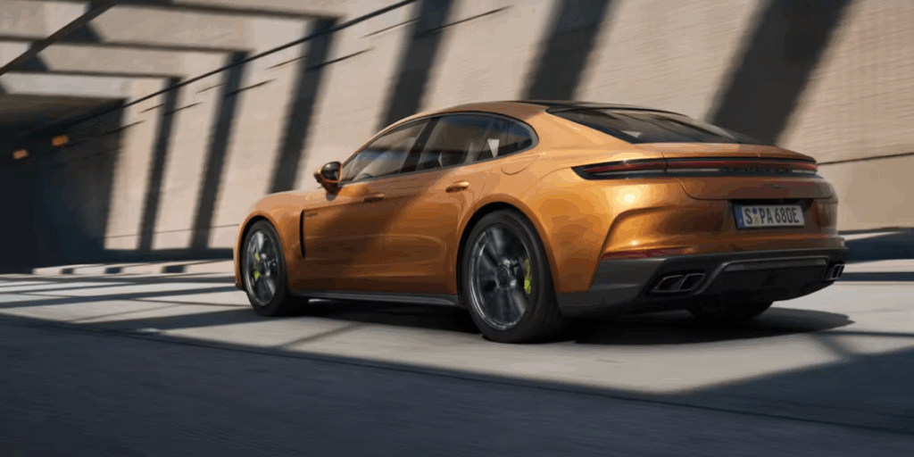 Porsche Panamera Turbo S E-Hybrid kniper första platsen. (Foto: Porsche)