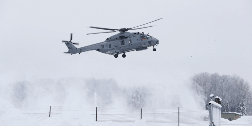 Ny NH90-helikopter i fregattversion landar på Kjeller vid Lillestrøm 2018. (Foto: Berit Roald/NTB/TT)