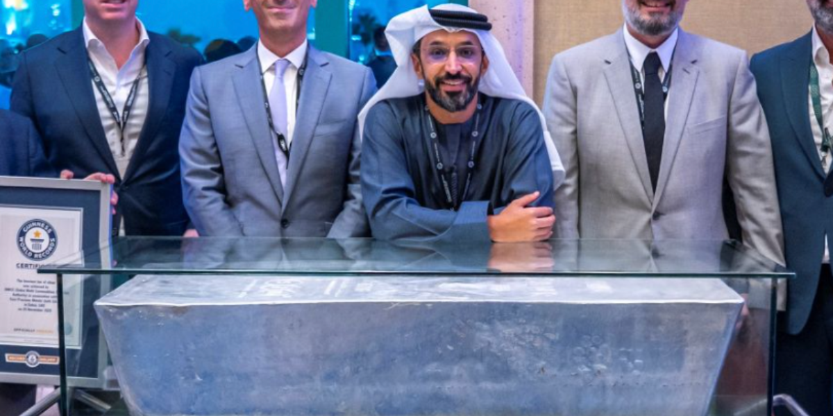 Dubai avtäcker silvertacka på 1,9 ton