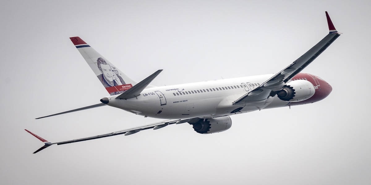 Flygplansjätte slipper åtal – får böta en miljard dollar