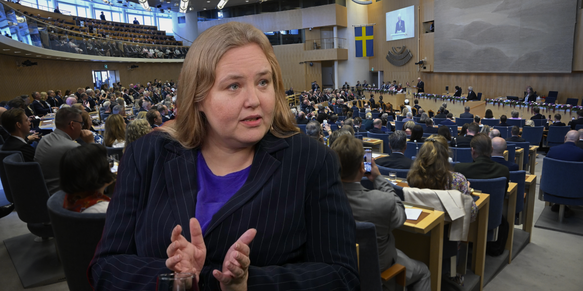 Vänsterpartiet: “Sverige har fått på sig en tvångströja”