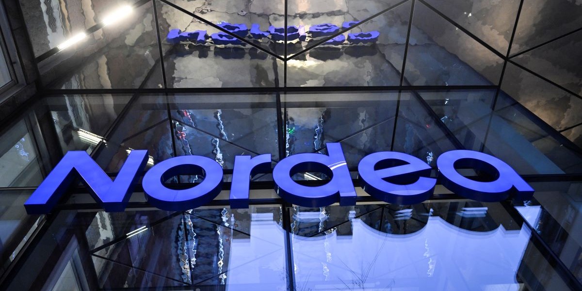 Swedbank imponeras av Nordea: Höjer aktien till köp