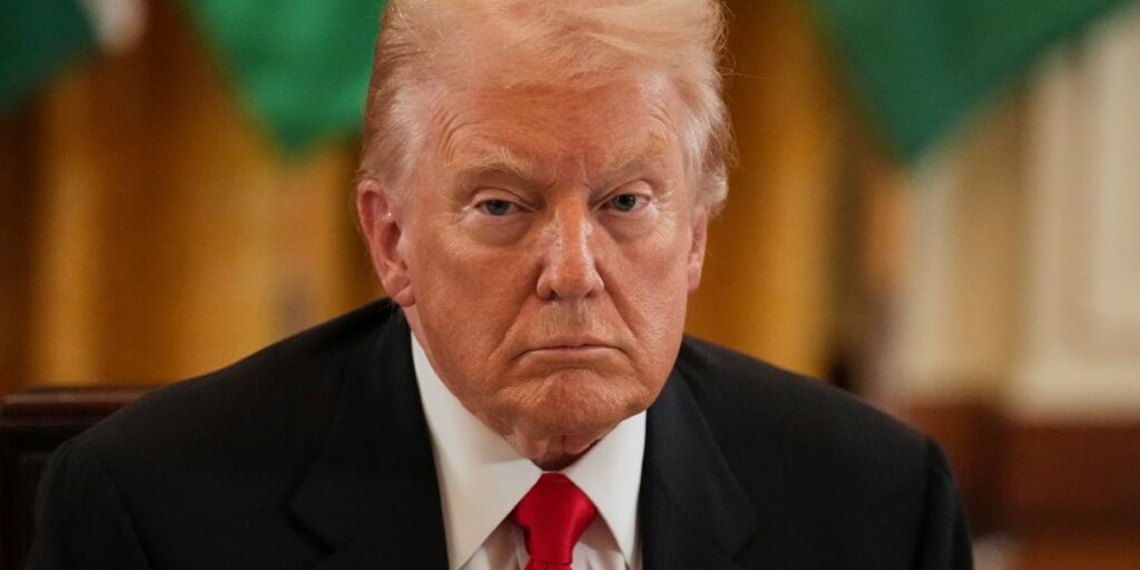 Donald Trump gör julen dyrare. 