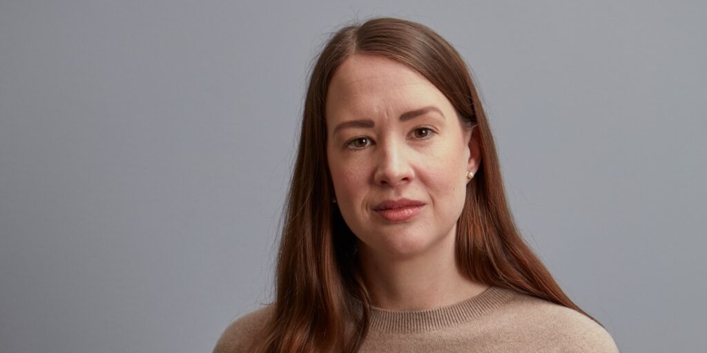 Linda Hasselvik, privat- och boendeekonom på Länsförsäkringar, ger råd om hur hushåll kan tänka i dagens osäkra bostadsmarknad.