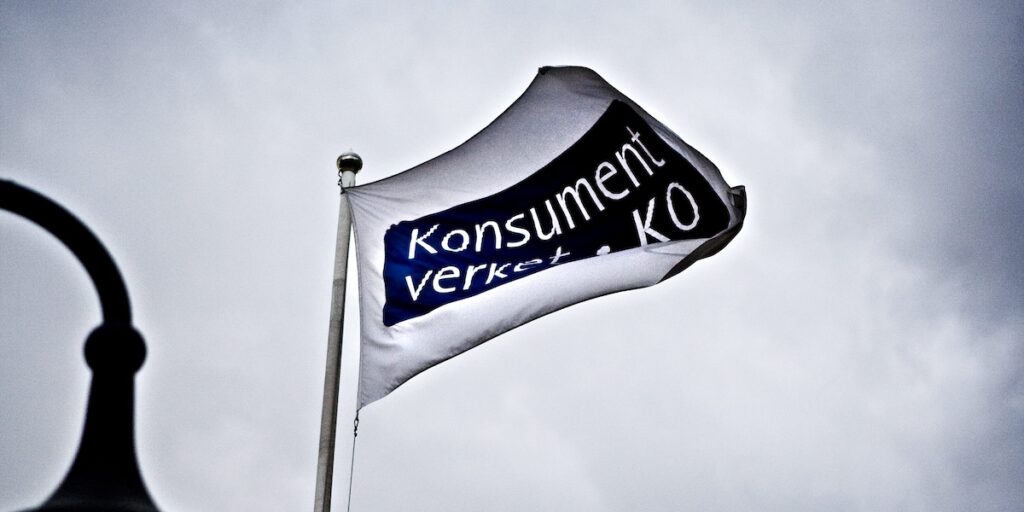 Konsumentverket uppmanar låntagare att jämföra villkor och alltid räkna på den totala kreditkostnaden.