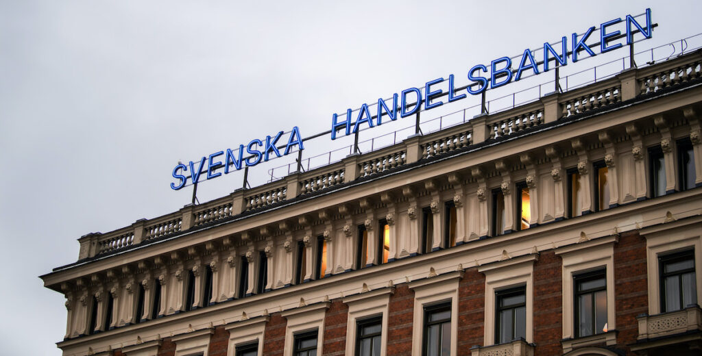 Rörliga boräntan lär ligga kvar på dagens nivåer i år och nästa år, menar Handelsbanken