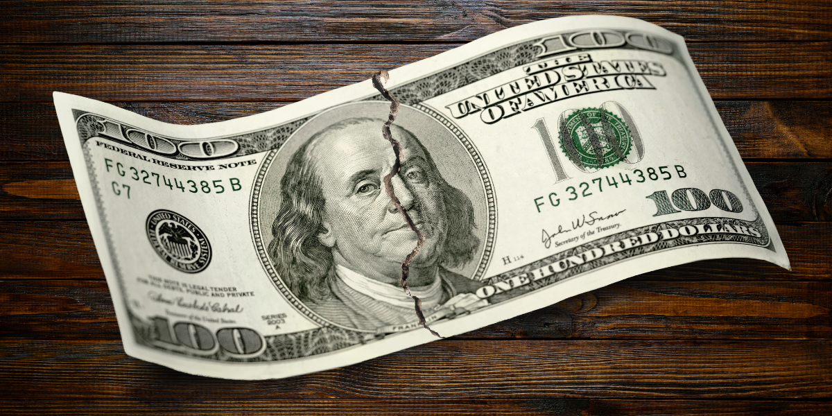 Sprickorna kvar i dollarn – missa inte vändningen