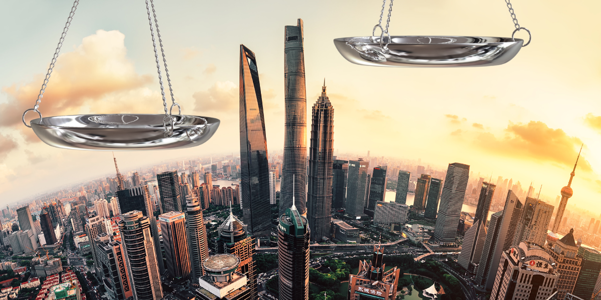 Den krympande eliten äger tre gånger mer än halva mänskligheten