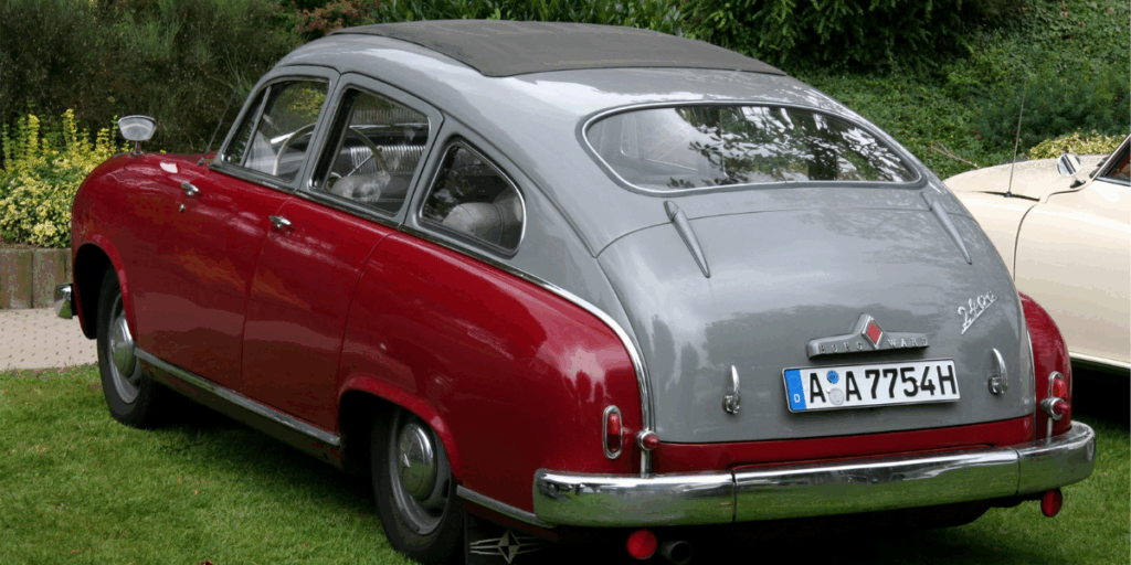 Det här är en Borgward Hansa. (Foto: Spurzem Creative Commons Attribution-Share Alike 2.0 de)