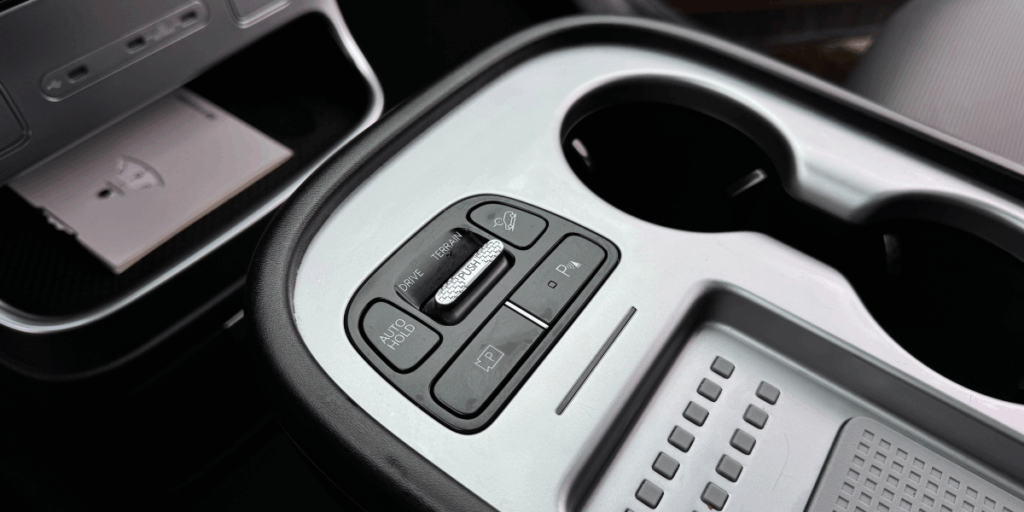 Körlägen och kameror via fysiska knappar. (Foto: Åsa Wallenrud)