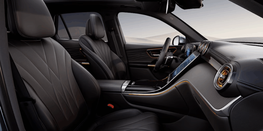 Mercedes står för lyx och denna kärra är inget undantag. (Foto: Mercedes-Benz)