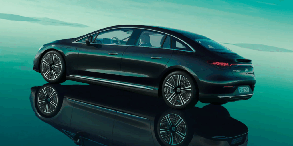 Mercedes‑Benz EQE Sedan hamnar näst sist men rätt bra betyg ändå. (Foto: Mercedes-Benz)