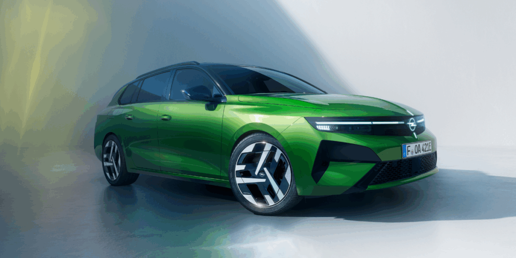 Här i kombiutförande. (Foto: Opel)