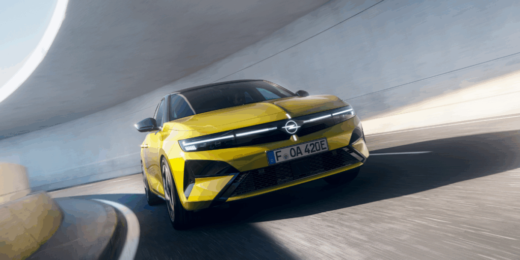 Gul snabb sportig modell. (Foto: Opel)