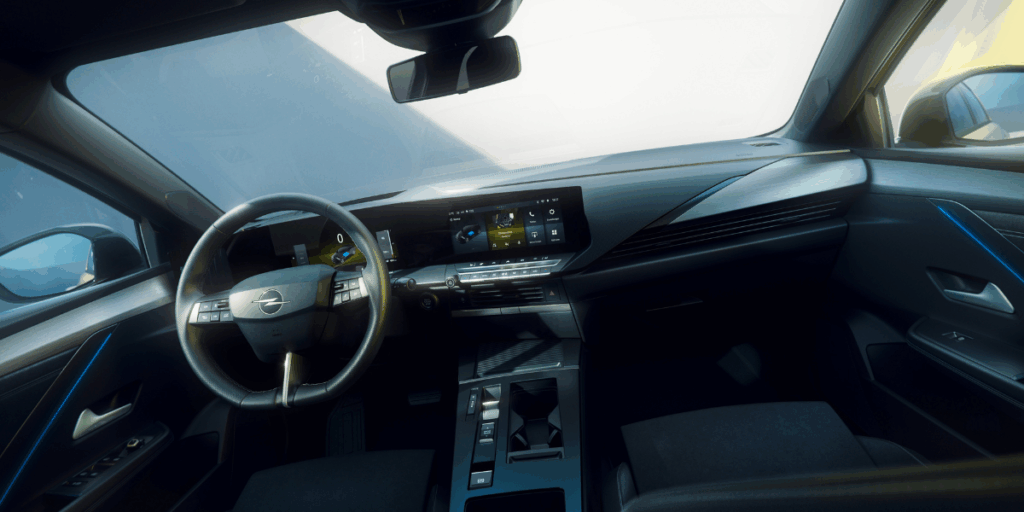 Ergonomiska säten som stöttar svanken ordentligt. (Foto: Opel)