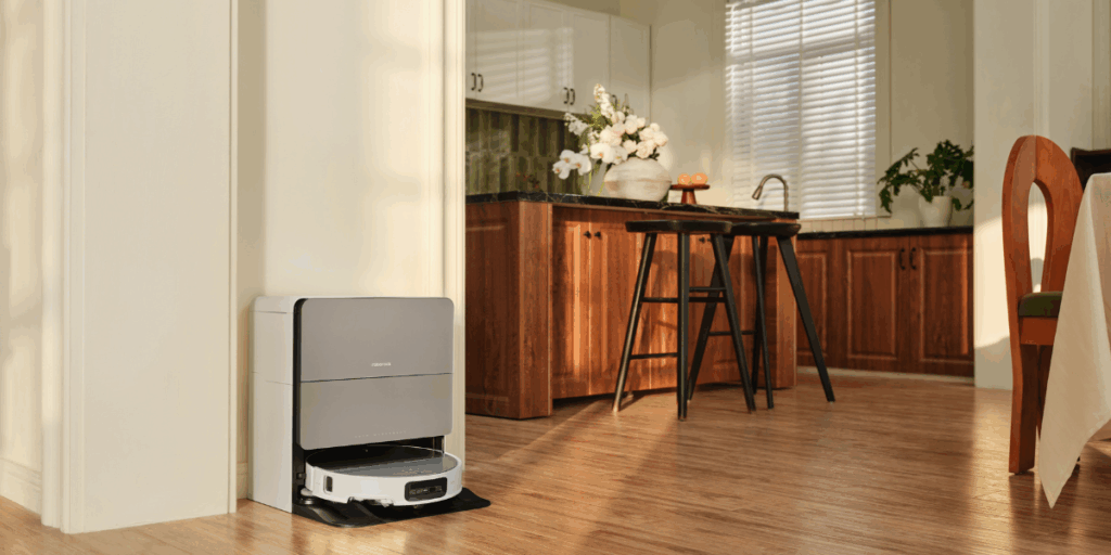 Ett tips är att införskaffa en robotdammsugare och tidsinställa den. (Foto: Roboroc)